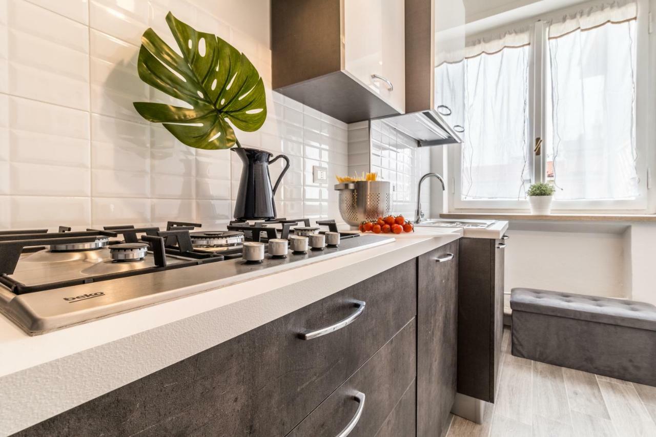 Joivy Modern 1-Bed Flat With Balcony In Portello Μιλάνο Εξωτερικό φωτογραφία